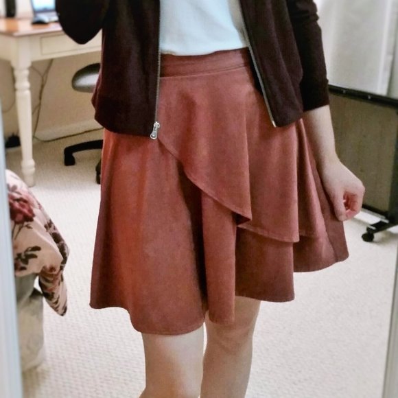 Charlotte Russe Dresses & Skirts - SALE Dusty rose faux suede skater skirt, sz S